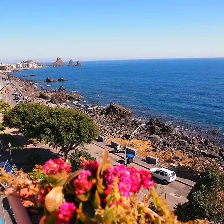 Castello Aci Castello